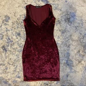 Pretty Little Thing Crushed Velvet Dress